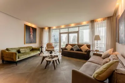 Gallery image of Stunning 3-Bedroom Marina View Apartment in Dubai