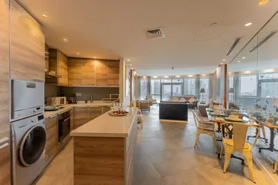 Gallery image of Stunning 3-Bedroom Marina View Apartment in Dubai