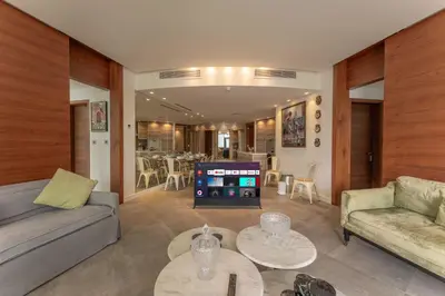 Gallery image of Stunning 3-Bedroom Marina View Apartment in Dubai