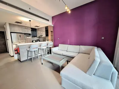 Gallery image of Jumeirah Lake Towers Stunning lake view Apartment MBL Royal Managed by SunnyHomes in Dubai