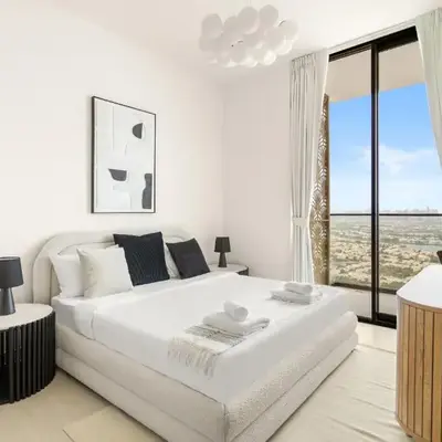 VayK - Luxury 2BR with Jacuzzi in JVC