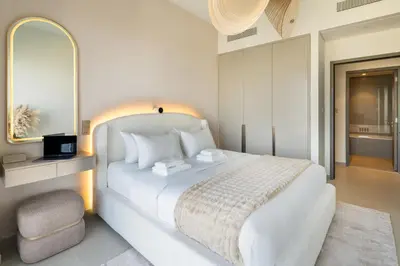Gallery image of Bella Elite Homes at Grande Signature Full Burj and Fountain View Downtown - Brand New Luxury Apartment in Dubai