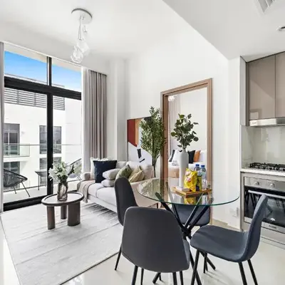 Silkhaus Stylish 2BDR in Azizi Gardens with Pool & Gym