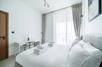 Gallery image of SettlerHomes - Upscale JVC Skyline On The 28th Fl with Calm in Dubai