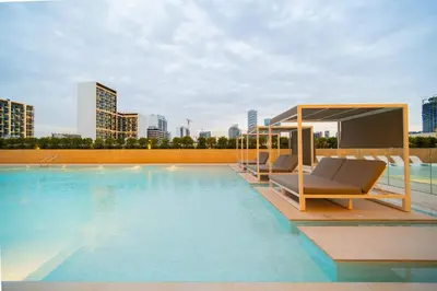 Gallery image of SettlerHomes - Upscale JVC Skyline On The 28th Fl with Calm in Dubai