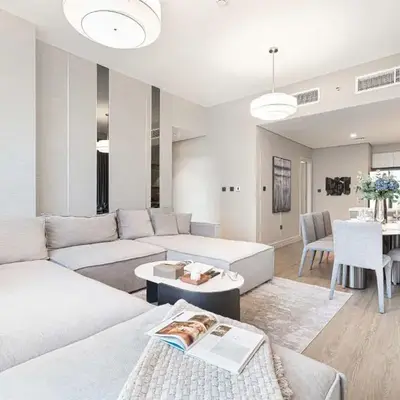 Luxury 4BR Prime Downtown Stay