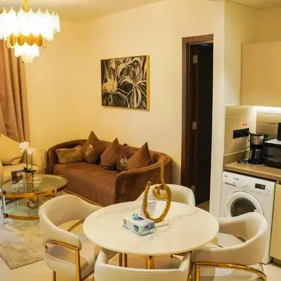 Vserve 2BR Perfect Blend of Luxury Comfort & Convenience
