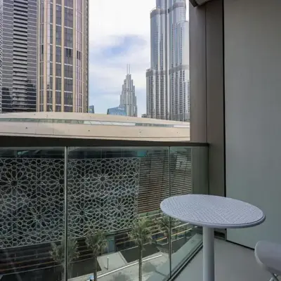 Livbnb-Modern 2BR with Partial Burj Khalifa View