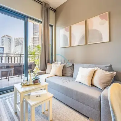 City Views 1BR with Balcony Near Dubai Water Canal