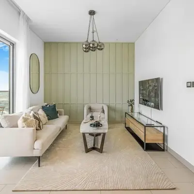 Stylish 1BR with Pool