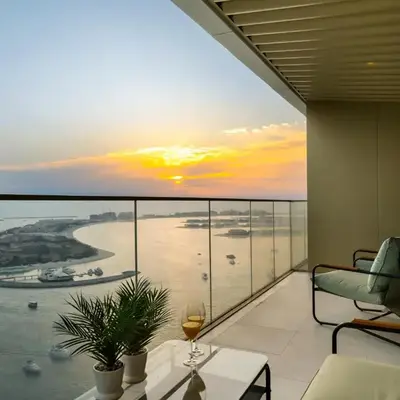 Utra Lux Large 1 BR with Sunset Views and Private Beach