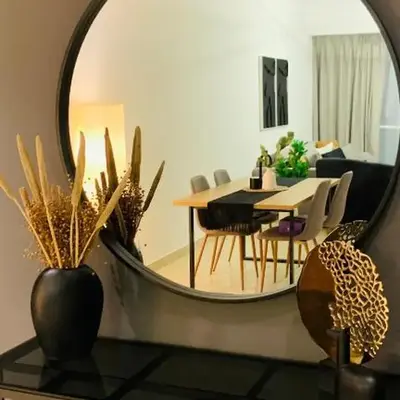 Downtown Apt - Near Burj Khalifa - Free Parking