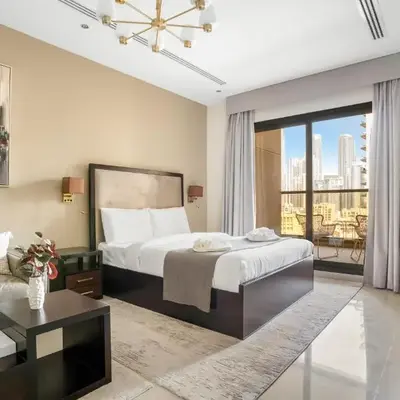 Stylish Downtown Studio