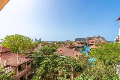 an overhead view of a city with houses and trees at Spacious 2 Bed Unit With Aquaventure Waterpark Views in Dubai