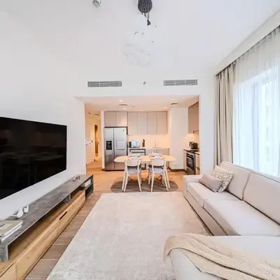 Bright and Stylish 2BD at Creek Beach