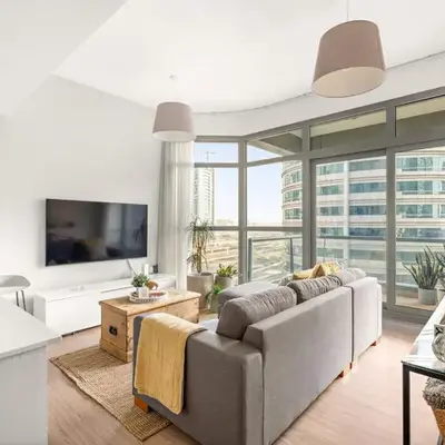 Dubai Marina Luxury 2BR with Pool