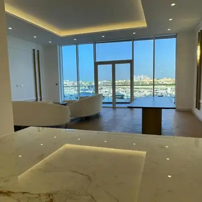5 Star Luxury 3BR Apartment on The Palm with Huge Pool and Beach