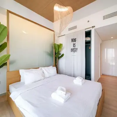 PVH - 2BR Artistic Retreat in Downtown Views 2