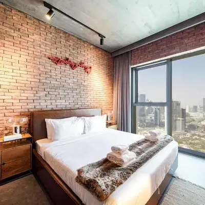 PVH - Edgy and Modern Comfort 1BR Downtown Views 2