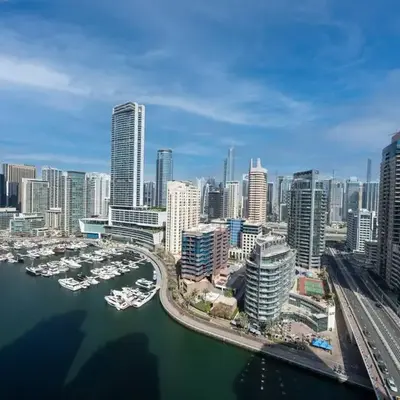 Spacious 3 Bed Marina Haven with Waterfront Views