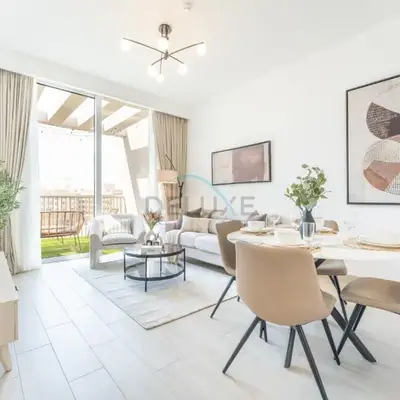 New 1 BR with 2 Balconies Near Circle Mall