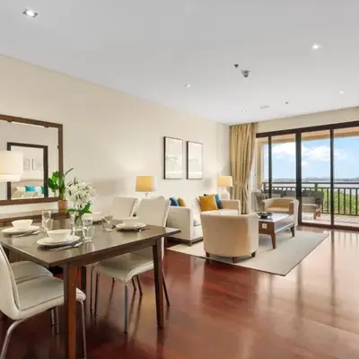 Homely 1 Bedroom on Palm Jumeirah with private beach