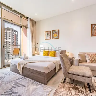 Luxury Studio Steps from Dubai Canal and Minutes to Burj Khalifa