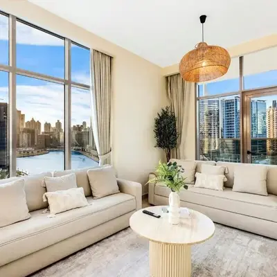 FIRST CLASS 2BR Sleek Urban Oasis