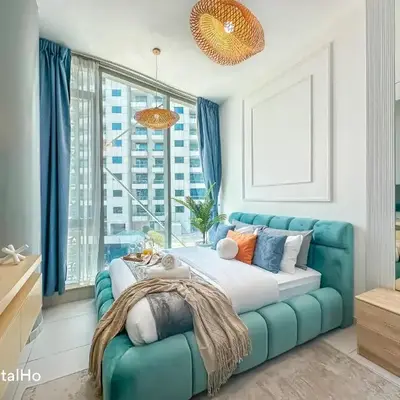 Amazing New Design Flat with Rooftop Pool in Dubai Marina 5 pax