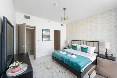 Gallery image of Tranquil Retreat 1 BR with Serene Views in District 1 in Dubai