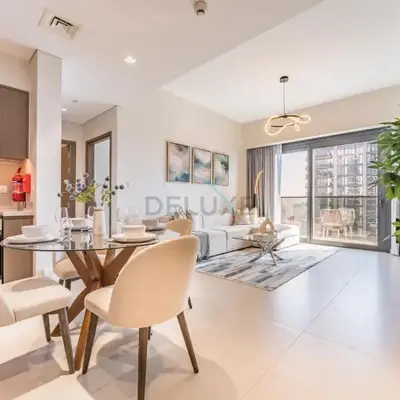 Apartment Steps from Burj Khalifa