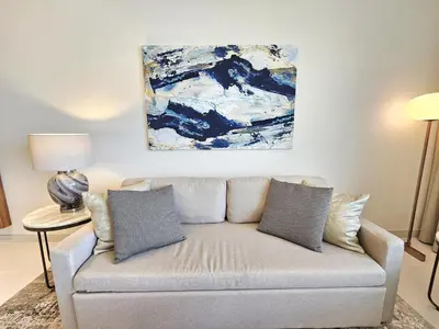 Gallery image of Spectacular 1 Bedroom in Marina Vista - Private Beach access in Dubai