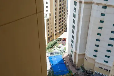 Gallery image of StayShort - Modern JBR Apartment Sleeps 4 with Pool & Balcony in Dubai