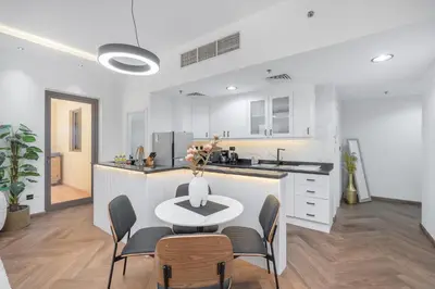 Gallery image of StayShort - Modern JBR Apartment Sleeps 4 with Pool & Balcony in Dubai