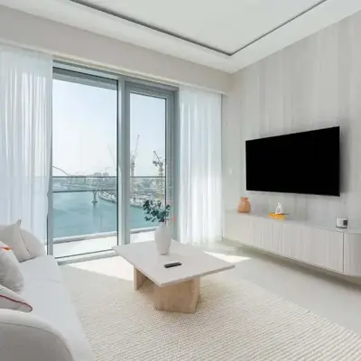 Luxury 2BR and Study Water View in Al Wasl