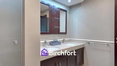 Gallery image of Elegantly Furnished 2BHK with Stunning Canal View in Dubai