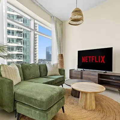 VayK - Modern 1BR apartment in the Heart of Downtown Dubai