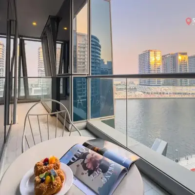 Modern Living with Canal Views