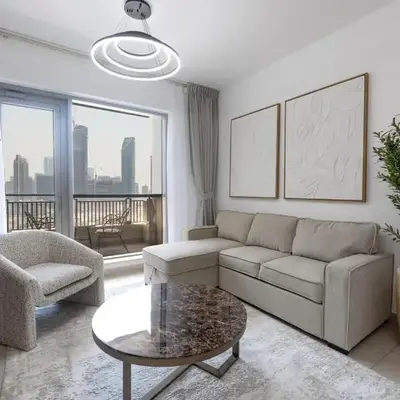2 Bedroom Apartment BLVD Central 1 with Boulevard Views