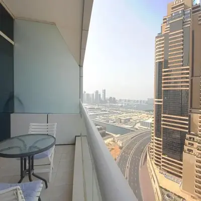 Silk Valley - Cozy Studio steps away from the Beach and Marina