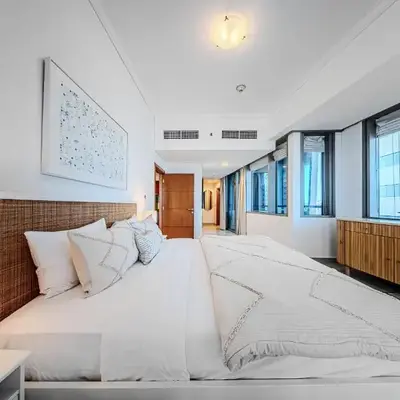 1BD in Ocean Heights