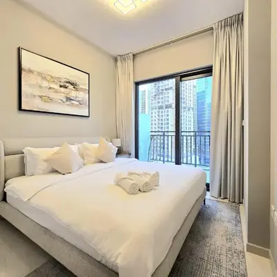 Kazan Homes - Plush 1BR with Balcony Close to Burj Khalifa and Dubai Mall - Business Bay