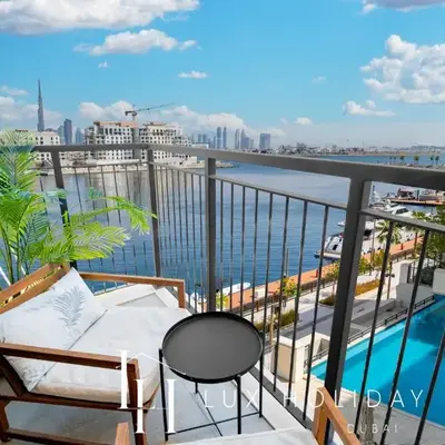 LUX The Le Pont Sea View Suite
