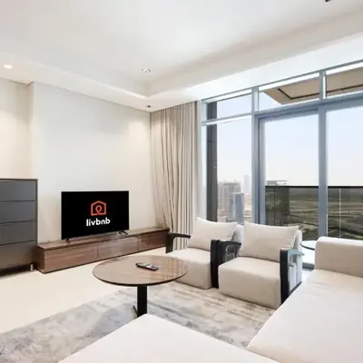 Centrally Located 1BR in Business Bay Near Canal and Downtown