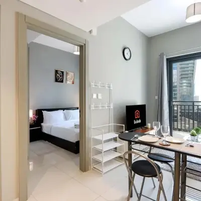 Stylish 1BR Close to Metro Burj Khalifa & Dubai Canal