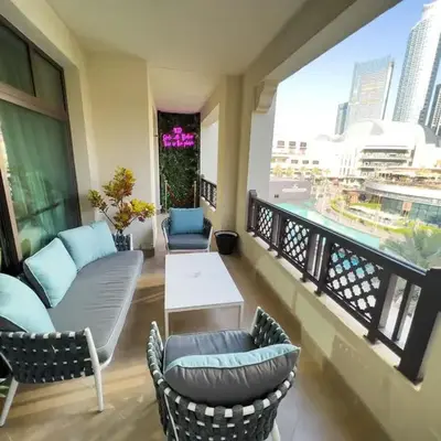 Upgraded 2bdr with acess to Dubai Mall