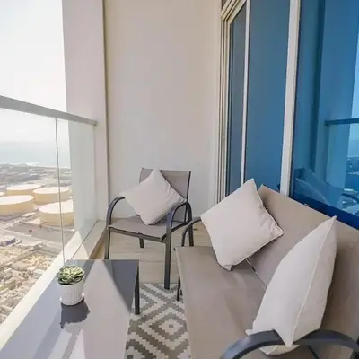 Bnbeyond's Modern Marina Pad