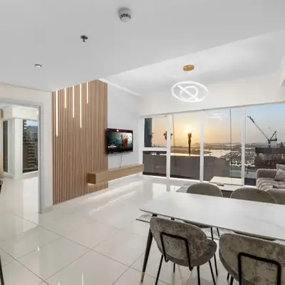 Luxury Apartment 2BR with Sea & Palm View - DAMAC Heights