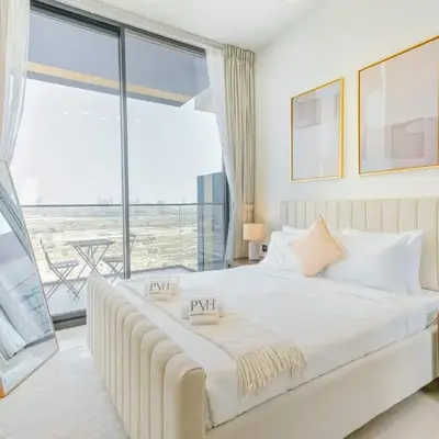 PVH - Vibrant 1BR - Binghatti Corner
