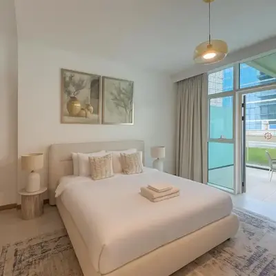Luxury Studio in Urban Oasis